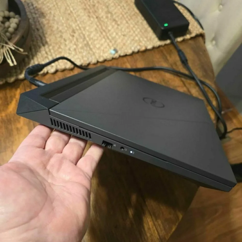 Dell G15 5535